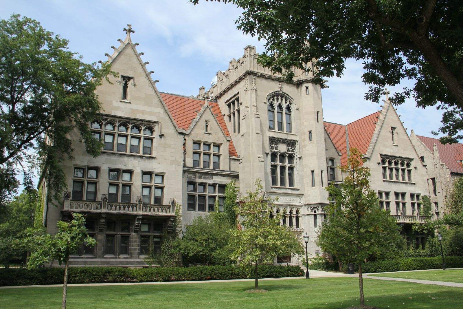 芝加哥大学学校图片