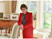 圣安德鲁斯大学 | 萨利·马普斯通教授（Dame Sally Mapstone FRSE）将出任英国大学下一任校长