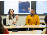 南加州大学 | 在百老汇演员的帮助下，南加州大学普莱斯分校教授教授领导力课程