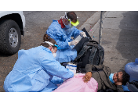 南加州大学 | 南加州大学街头医疗队培训全州医疗工作者