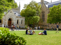 阿德莱德大学 | 合作伙伴关系支持不同的STEM学者