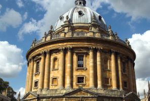 GPA不到80申G5商科仍有戏？商科录取画像公开！近两年哪些背景的学生最受青睐？