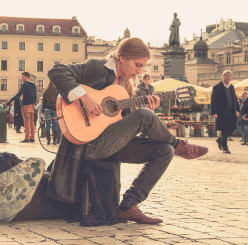 民辦二本沖上IC、留位費(fèi)血虧16萬、復(fù)旦倒讀港科？