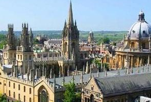 【华威大学】+72枚！GPA不到80也能录，华威大学最新录取战绩来了～